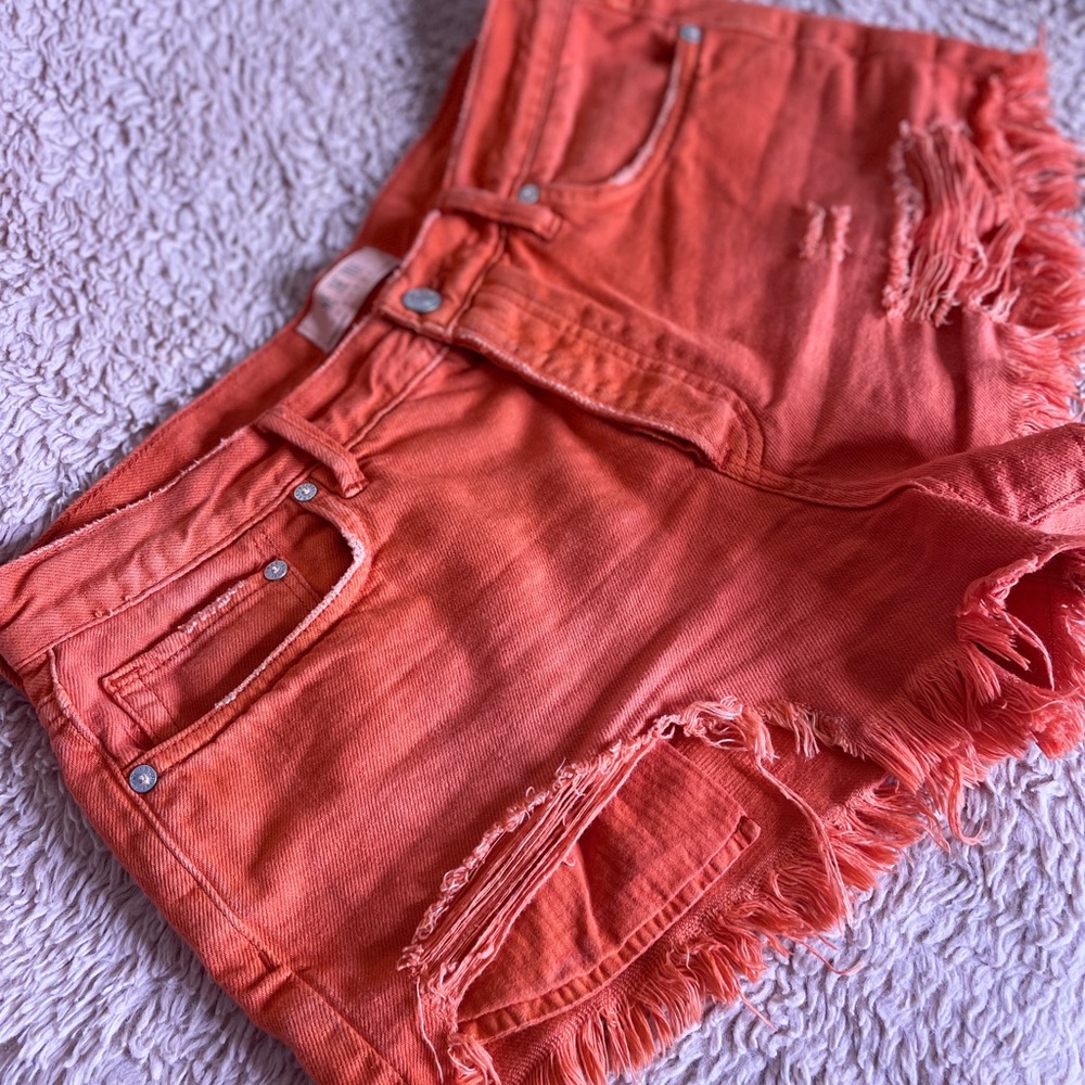 Free people - we the free short